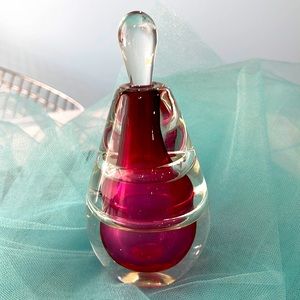 Blooming BRITs two piece, perfume bottle, cranberry, pink, stunning swirls